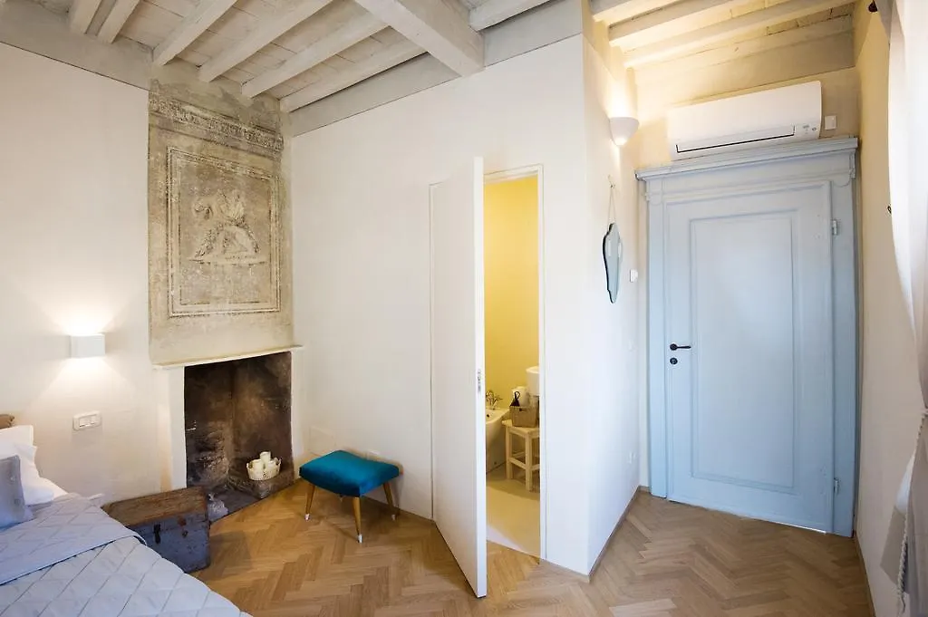 Il Piccolo Cavour Charming House B&B Arezzo Alojamento de Acomodação e Pequeno-almoço