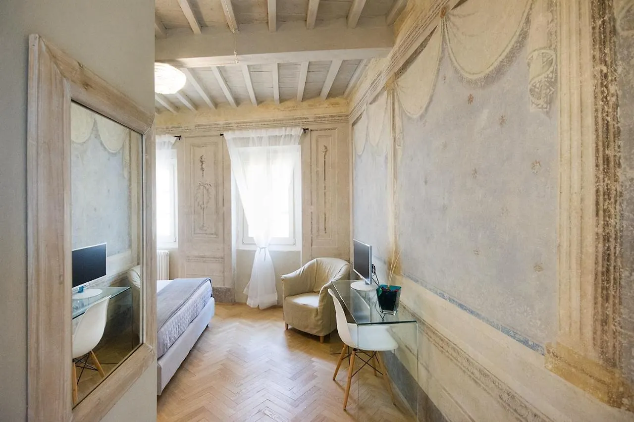 Bed & Breakfast Il Piccolo Cavour Charming House B&B Arezzo