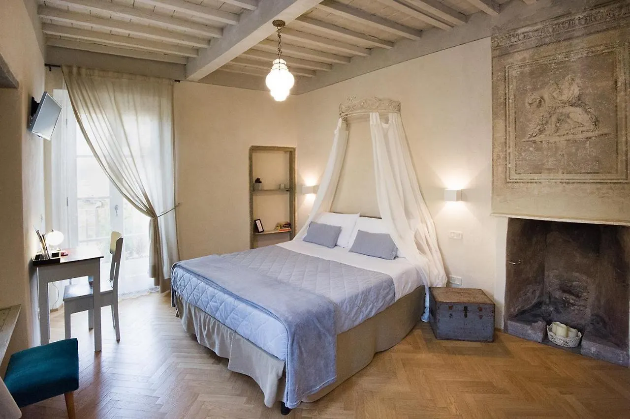 Bed & Breakfast Il Piccolo Cavour Charming House B&B Arezzo